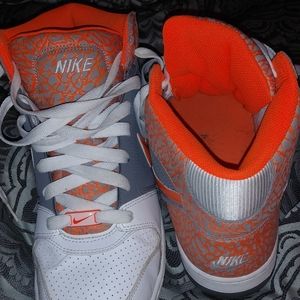 Size 11 women's  Nike sneakers